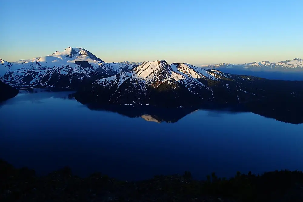 Dawn view from Panorama Ridge over Garibaldi Lake